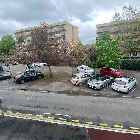 Superbe Appartement Au Calme Avec Parking Gratuit. Mérignac Exterior foto